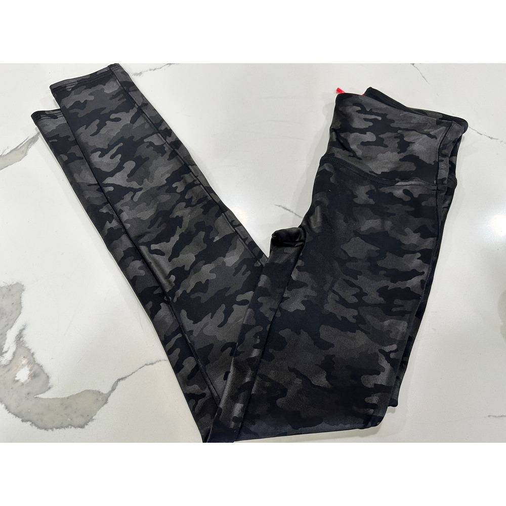 Spanx Camo Seamless Leggings High Waisted Tummy Control Athleisure Small